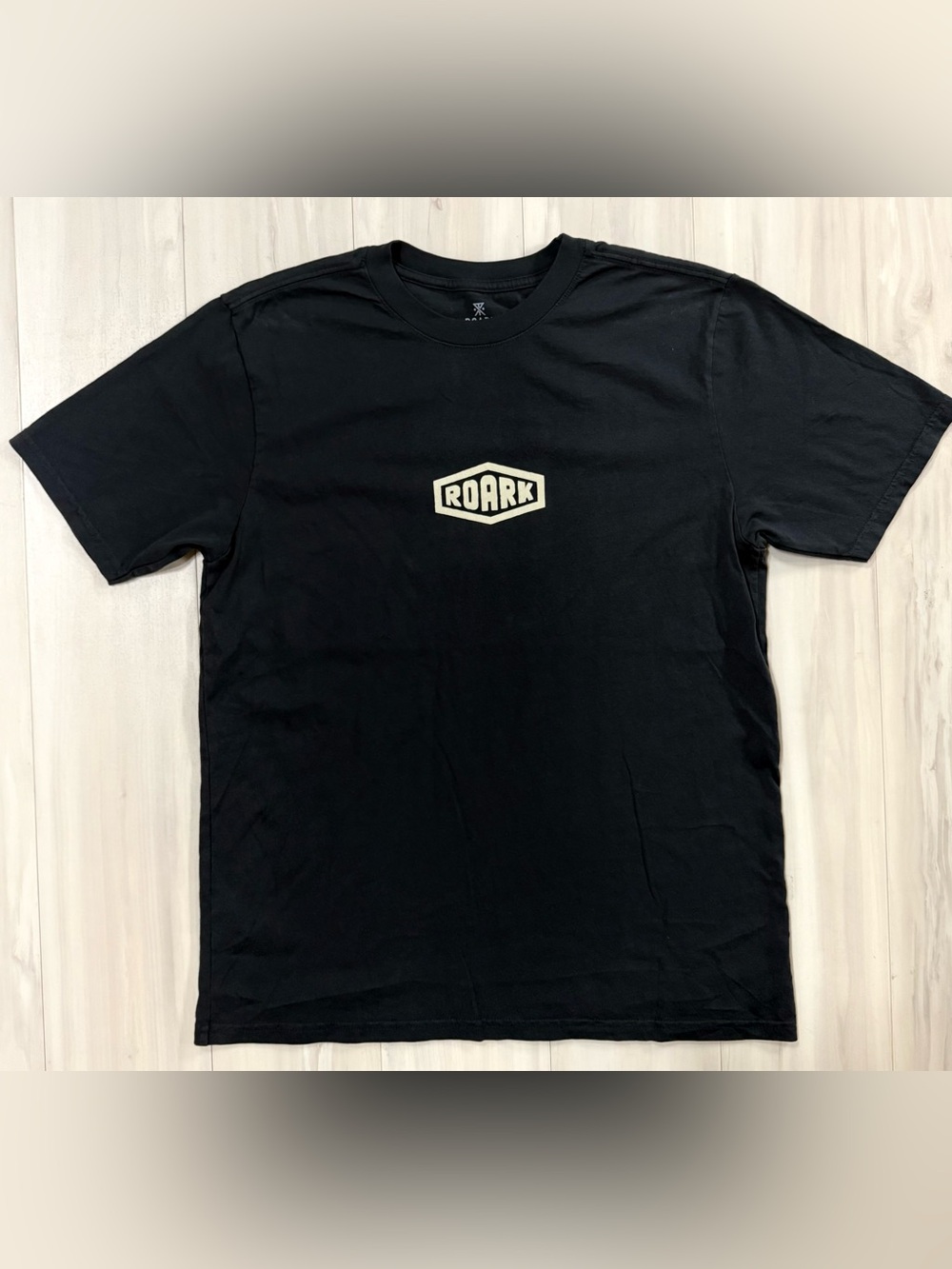 Roark Short-Sleeve Crewneck T-Shirt, size Medium